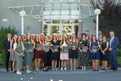 Diplomandinnen und das Schulteam der GuKPS Rohrbach