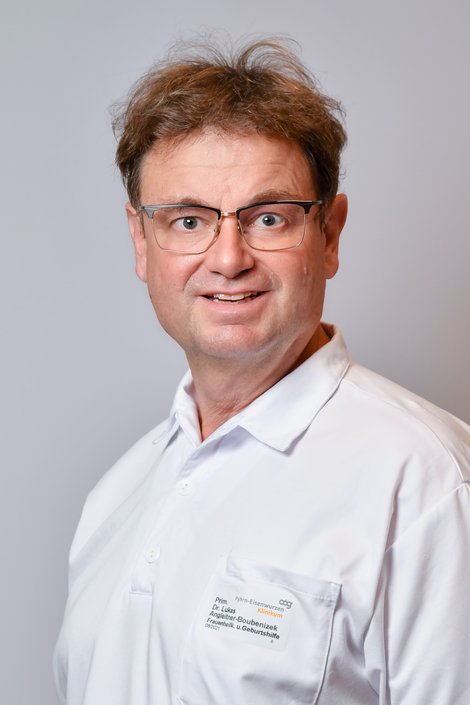Prim. Dr. Lukas Angleitner-Boubenizek