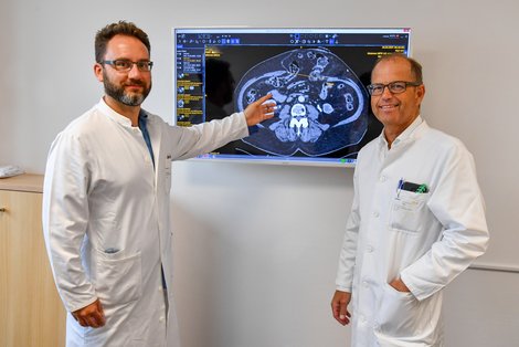 OA Dr. Alexander Rothe und Prim. Priv.-Doz. Dr. Adam Dinnewitzer