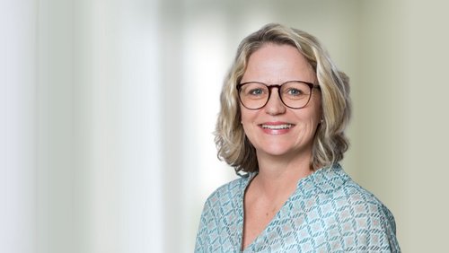 Portraitbild Mitterhumer Helga