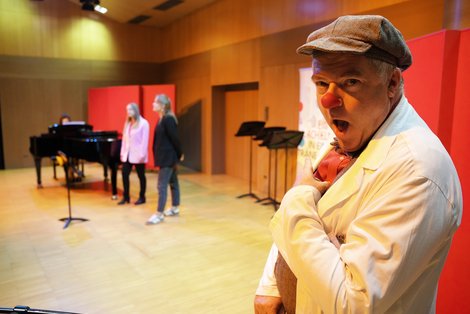 Cliniclown auf der Bühne