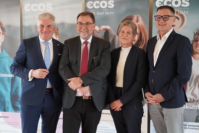 Gruppenbild von vier Personen