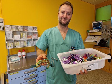 OA Reitinger mit seinen 3-D-Figuren