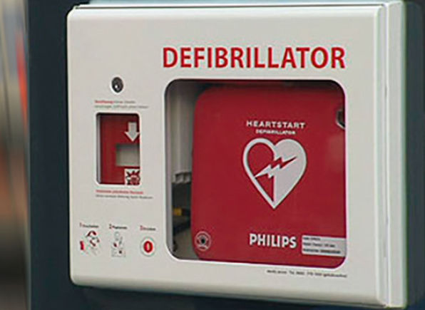 Symbolbild Defibrillator