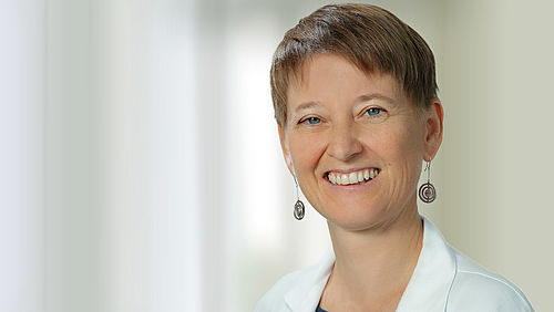 Portraitbild Amon Alexandra