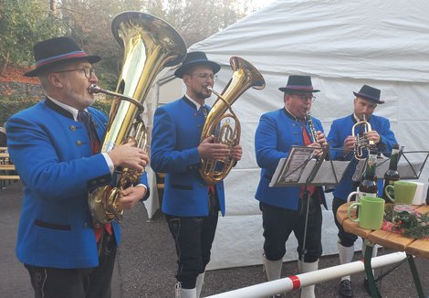 4 Musiker des Musikvereins Wartberg ob der Aist beim Musizieren