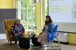 Hildegard und Alina Nachum