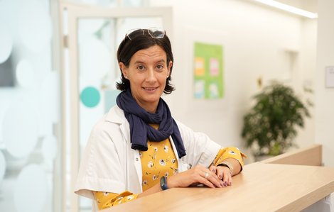 Portrait von Mag.a Jutta Stadler, Leiterin der Klinischen Psychologie am Salzkammergut Klinikum