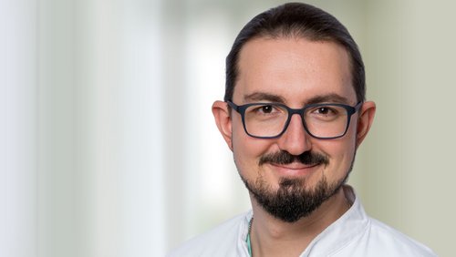 Portraitbild Stefan Hruby