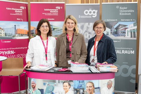 Mitarbeitende OÖ Gesundheitsholding am OÖG Stand, OÖN Gesundheitstag