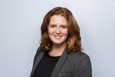 Portraitfoto Claudia Schmid