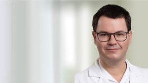 Prim. Dr. Dominik Hackl