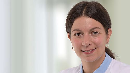 Portraitbild Jung Jasmin