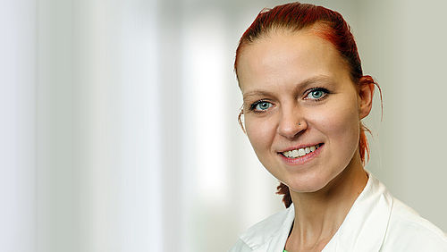 Portraitbild Christina-Maria Sattler