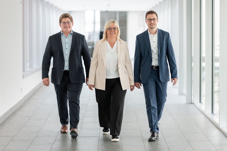 Gruppenfoto der Kollegialen Führung im PEK