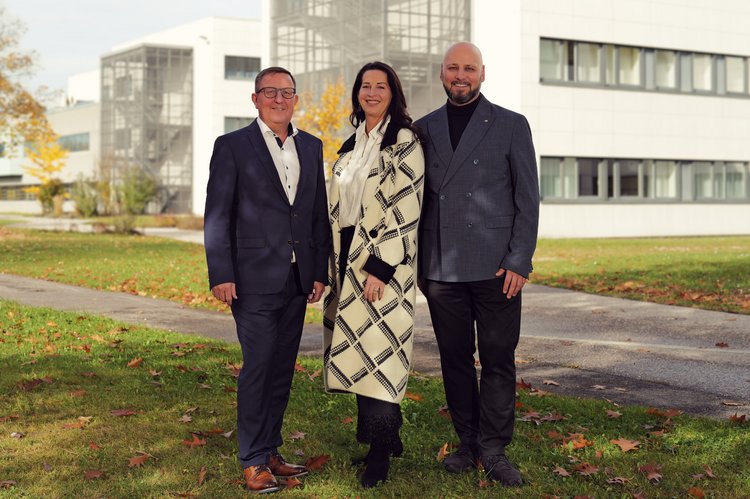 Die Kollegiale Führung des Klinikums Rohrbach:  Kaufmännischer Direktor: Dipl. KH-BW. Friedrich Pöschl Pflegedirektorin: Christa Kneidinger, MBA; Ärztlicher Direktor: Prim. Dr. Kostja Steiner, MBA