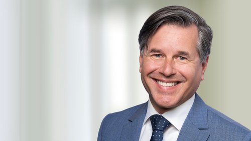 Portraitbild Dr. Marc Suppin