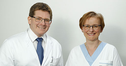 Mitarbeiter und Mitarbeiterin der Palliativstation