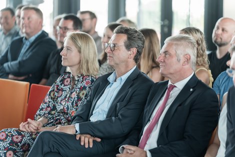 LH-Stv. Mag. Christine Haberlander, Mag. Dr. Franz Harnoncourt und Mag. Karl Lehner