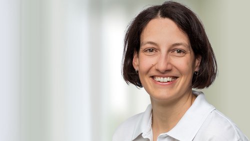 Portraitbild Claudia Mittermayr
