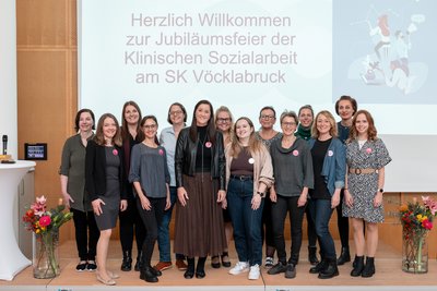 Gruppenfoto bei Festveranstaltung