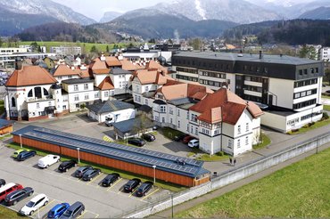 Drohnenfoto der Photovoltaikanlage in Bad Ischl