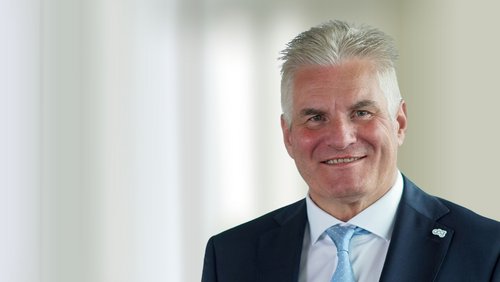 Portraitbild Karl Lehner