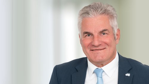 Portraitbild Karl Lehner
