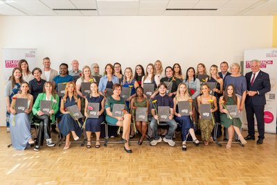 Gruppenfoto AbsolventInnen