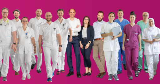 Teambild, viele Mitarbeitende der OÖG verschiedener Berufsgruppen