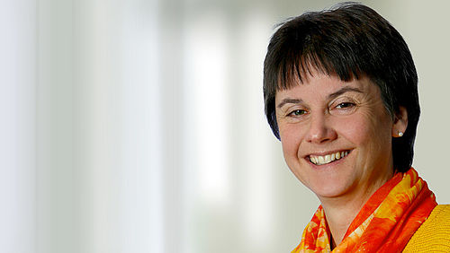 Portraitbild Almesberger Karin