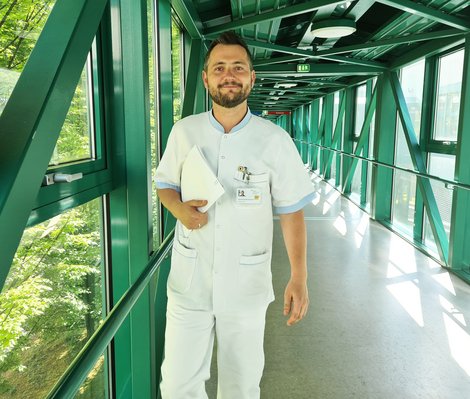 Lehrer der Pflege FH