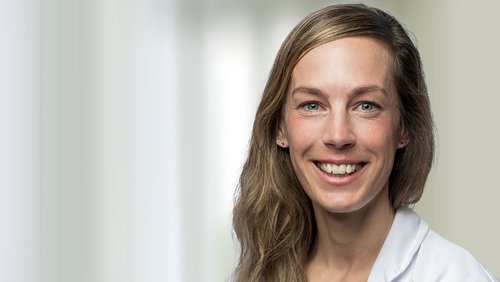 Portraitbild Julia Zeilinger