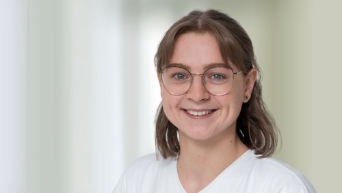 Portrait Dr.in Misof Evelyn