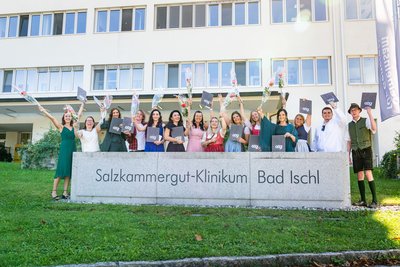 Gruppenfoto bei Abschlussfeier