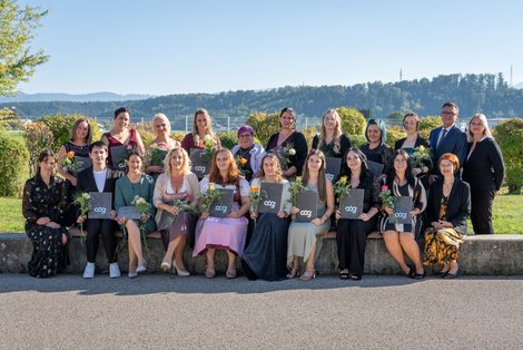 Gruppenfoto der neuen PflegefachassistentInnen VB